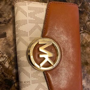 MK wallet that can be a crossbody